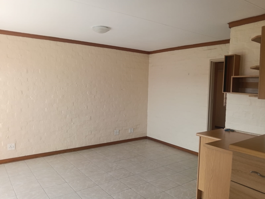 To Let 2 Bedroom Property for Rent in Pentagon Park Free State